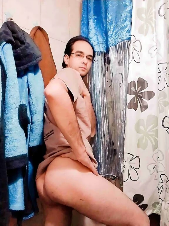 😎Willy Alexandru Petre Nude Guy #4