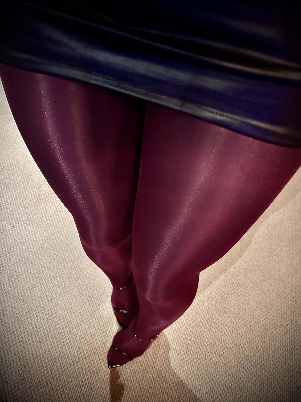 My new shiny & glossy pantyhose looks so hot ! #2