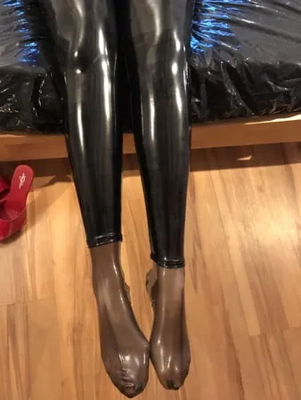 latex heels and dildo         