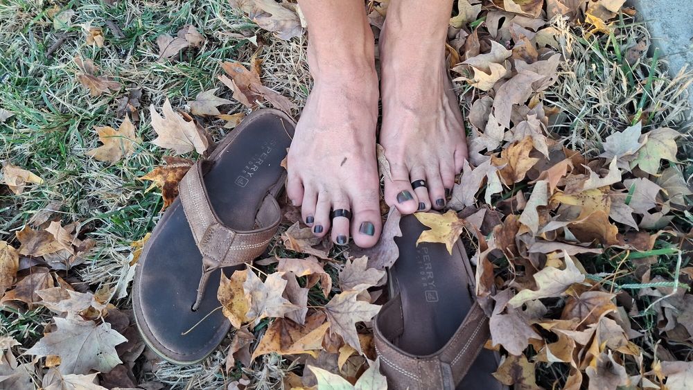 Feet in the leaves #26