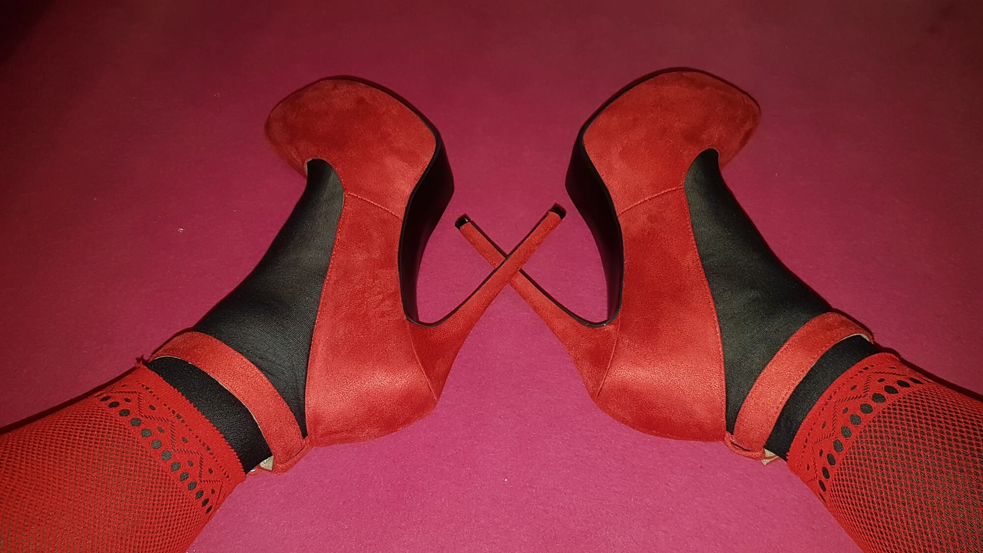 2 Paar neue schuhe
