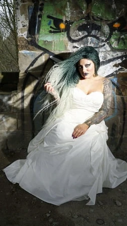 gothic bride         