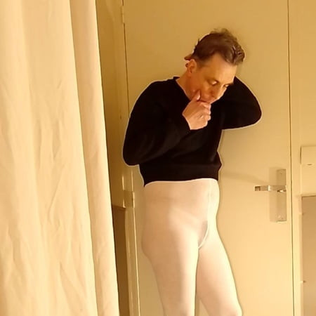 Vzrušení v bílých otevřených punčochách