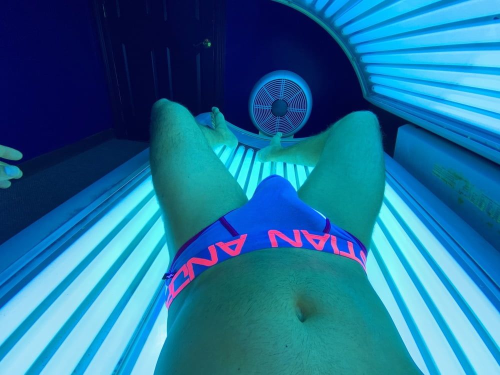 Hot tanning bed 