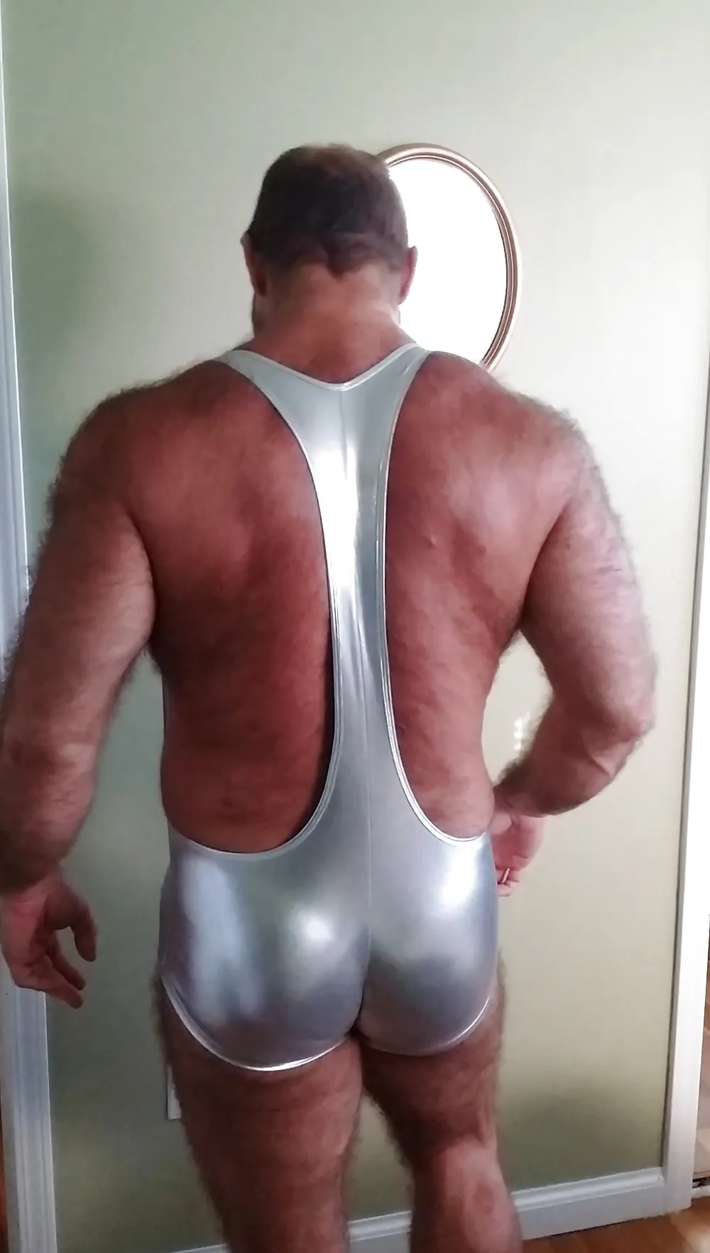 Silver Singlet #18