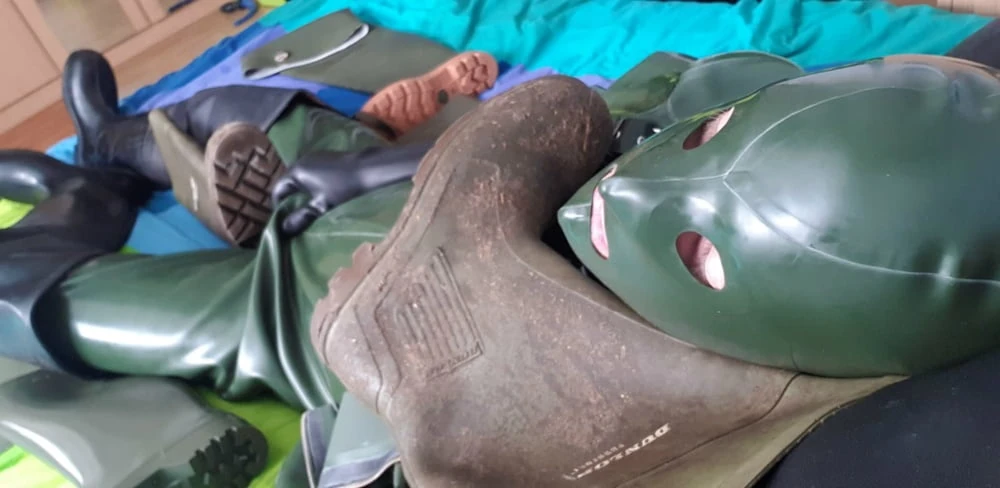 GREEN RUBBER #24