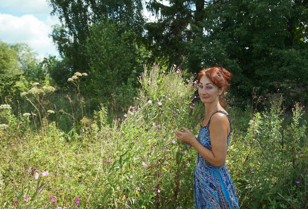 In blue dress in field #6