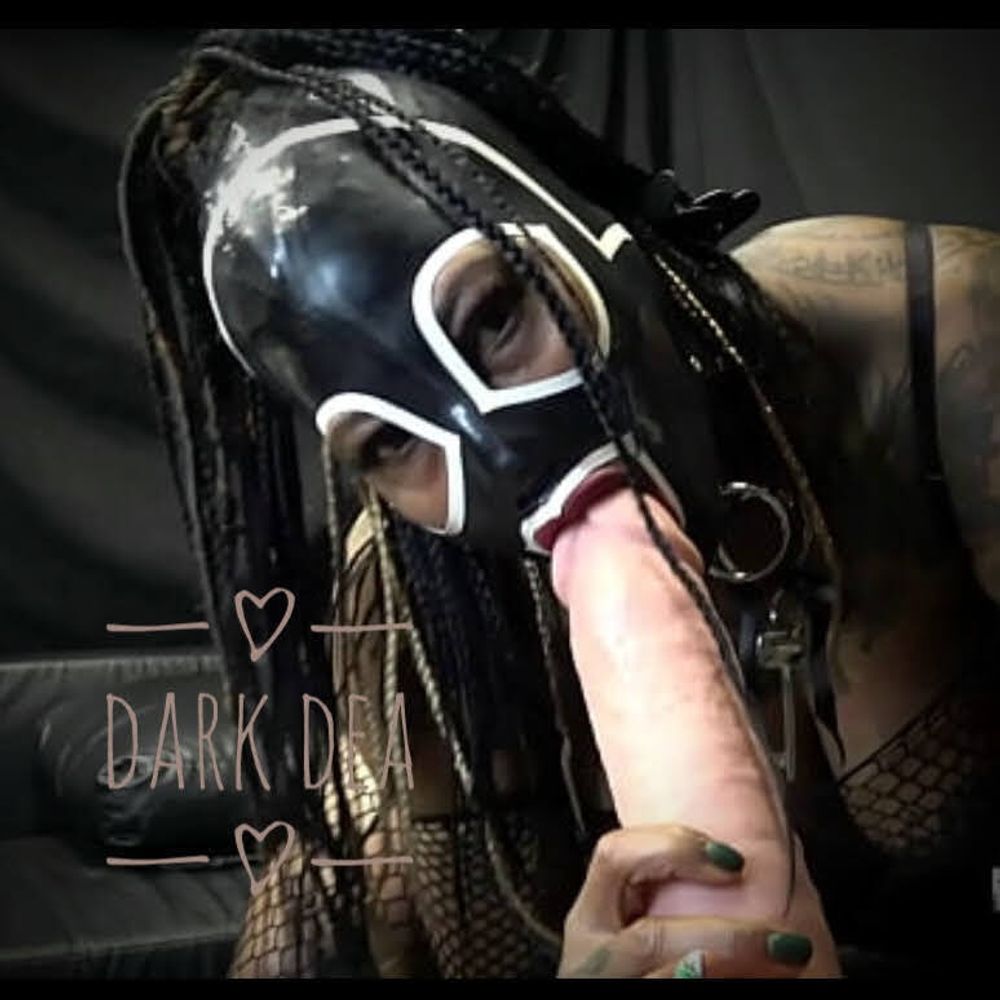 The Kinky Slut Queen &quot;Dark Dea&quot; #20