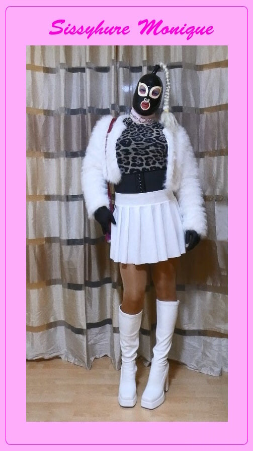 Sissy Monique - My new hooker clothes