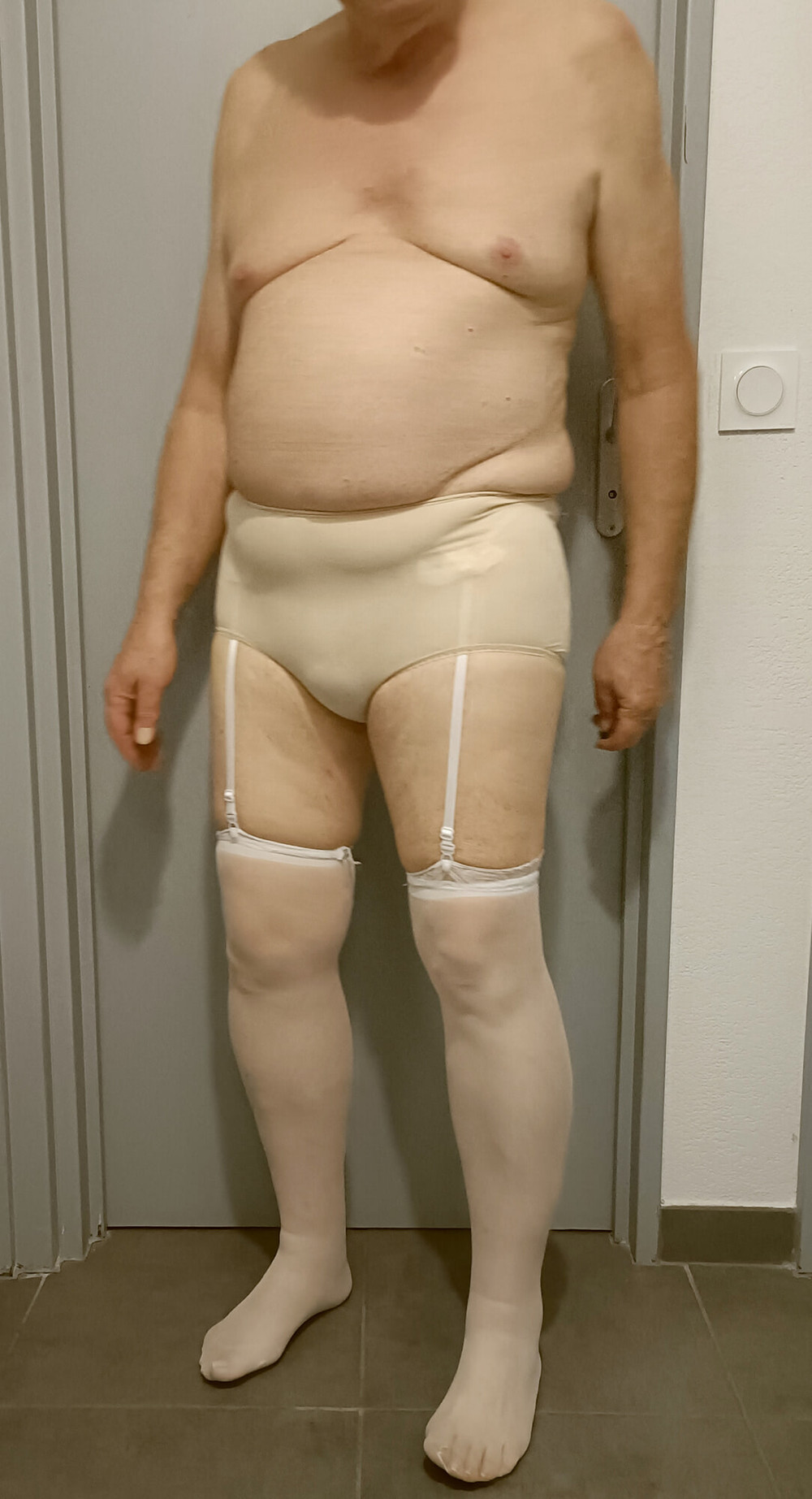Essayage de petites culottes ! #9