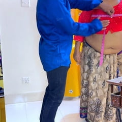 Muslim Aunty Fucked By Tailor in shop