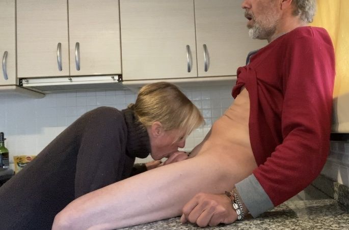 EATING PUSSY AND BLOWJOB IN THE KITCHEN (by WILDSPAINCOUPLE  #38