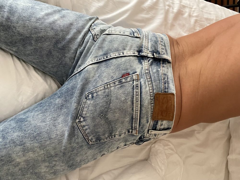 Jeans Fetish in Levi’s 510 #2