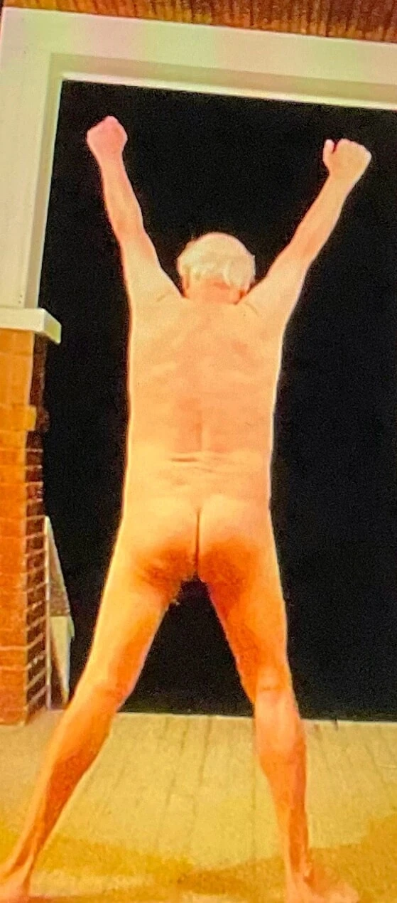 Roncomans midnight wanking  on porch #3