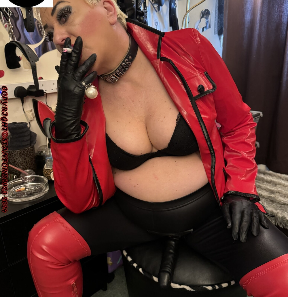 FEMALE DOMINATION #30