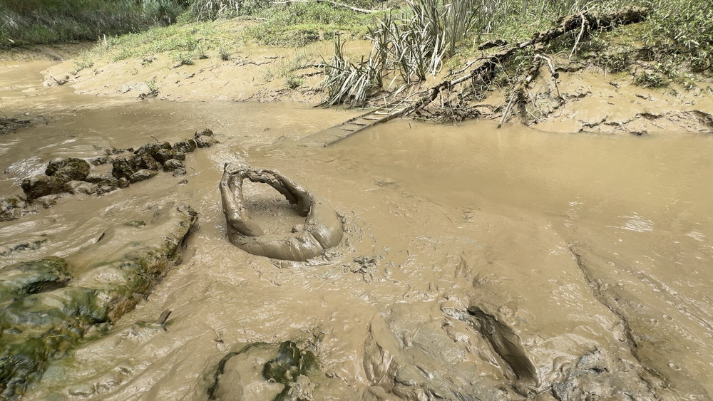SHOT - BURIED IN MUD ! #9