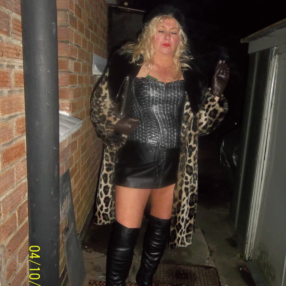 SHIRLEY SLUT 290 #40