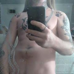 Full body pic