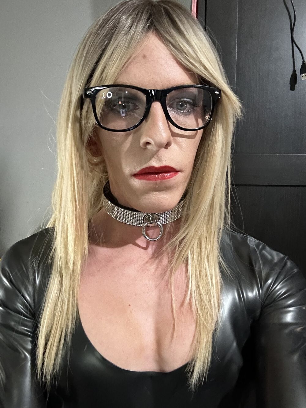 Latex Crossdresser Perry Peroxide #20