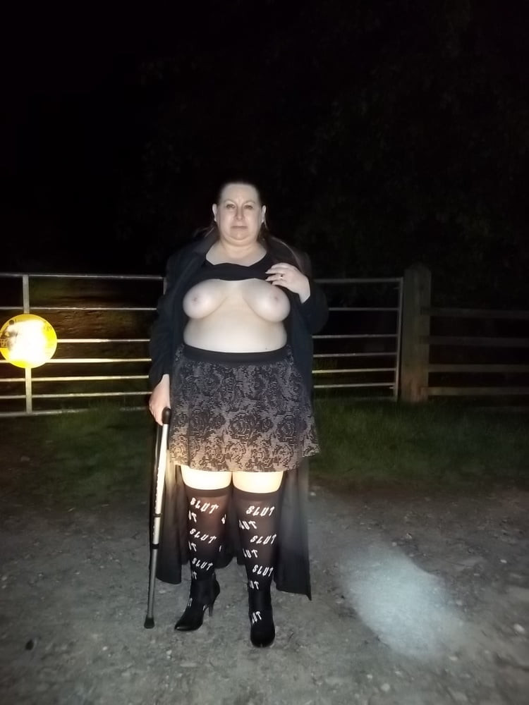 Cheeky Flashing #22