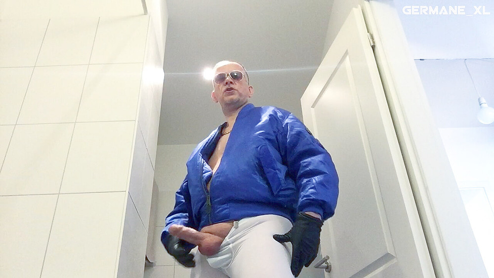 The Lycra Hunk 7 (XL Cumshots XXL) #12