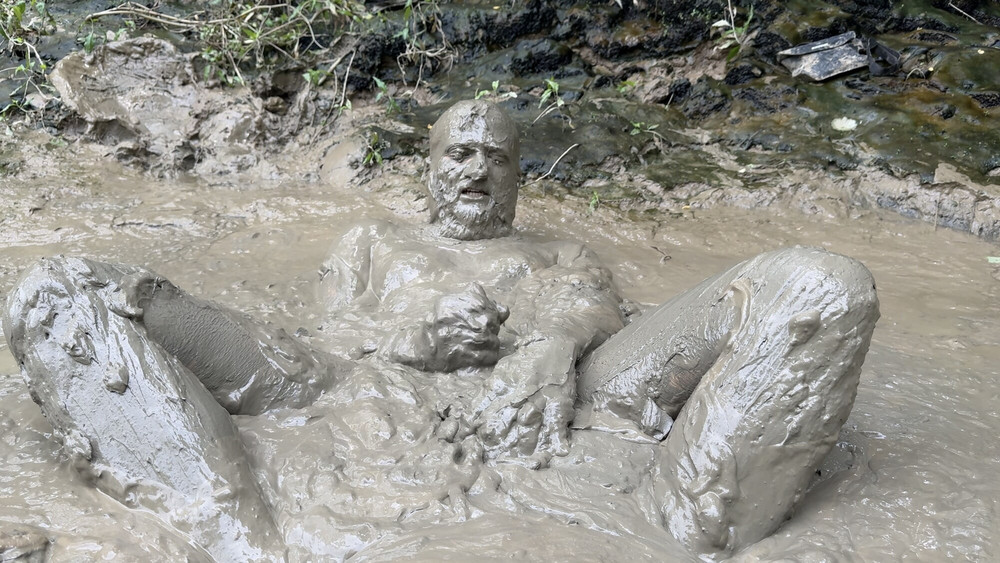 SHOT : MUD BONDAGE #17