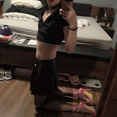 :3