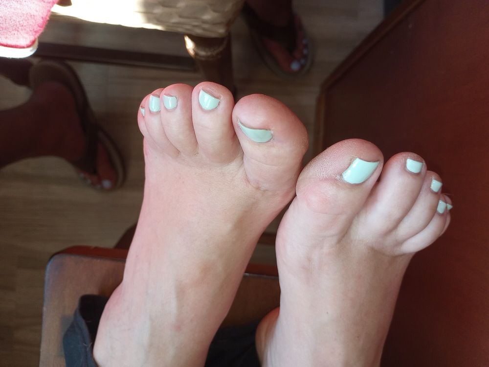 Beth&#039;s cute toes