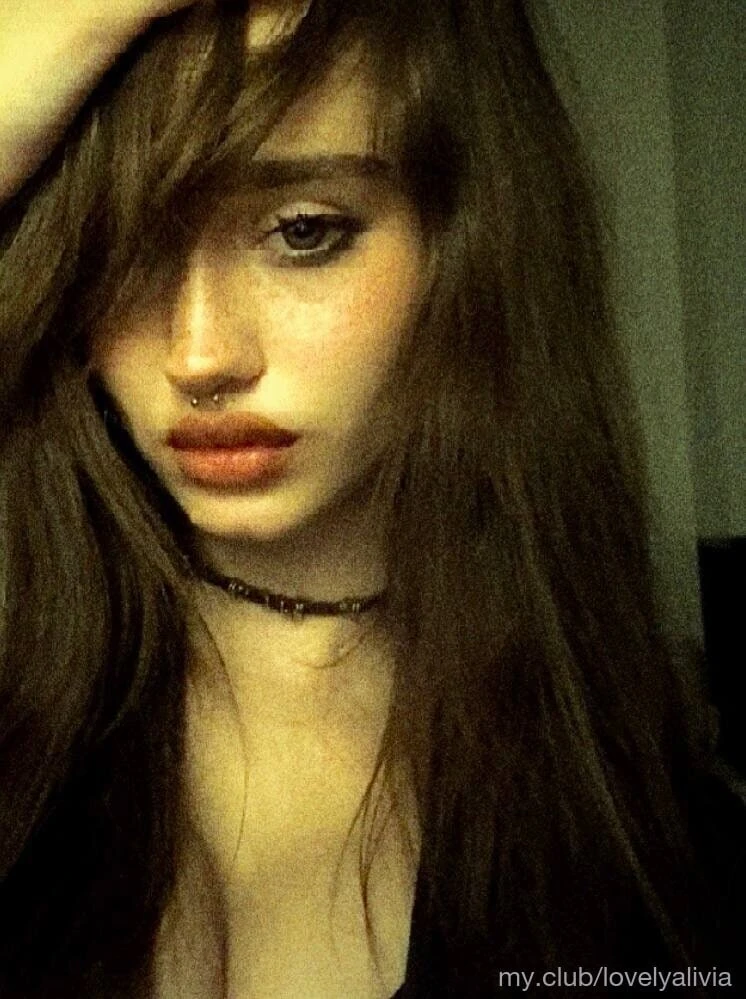 Alivia Free Photos