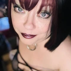 Tina Snua Selfies #32