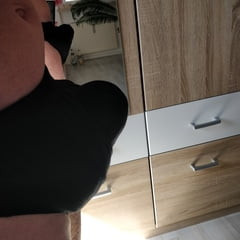 Making a thick pad for my wet cock for today.