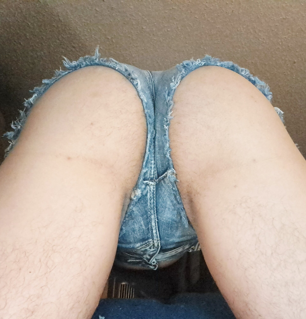 Just showing my ass #5