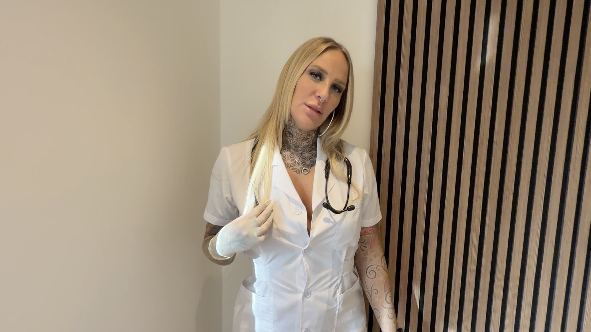 Vote for me in the Naughty Nurses contest 