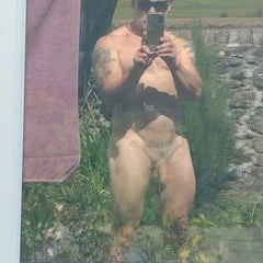 Naked in the garden 