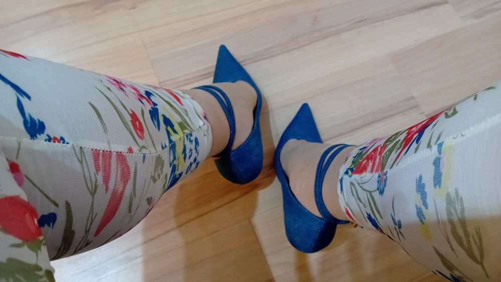 Crossdresser In Sexy Blue Jeans Pointed Toe High Heels #2