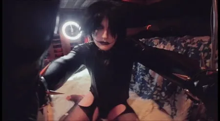 butt girl cosplay the crow chapter           