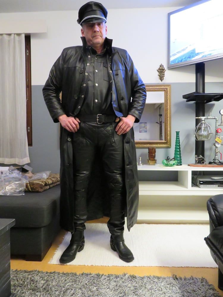 Juha Vantanen,finnish leather gay #14