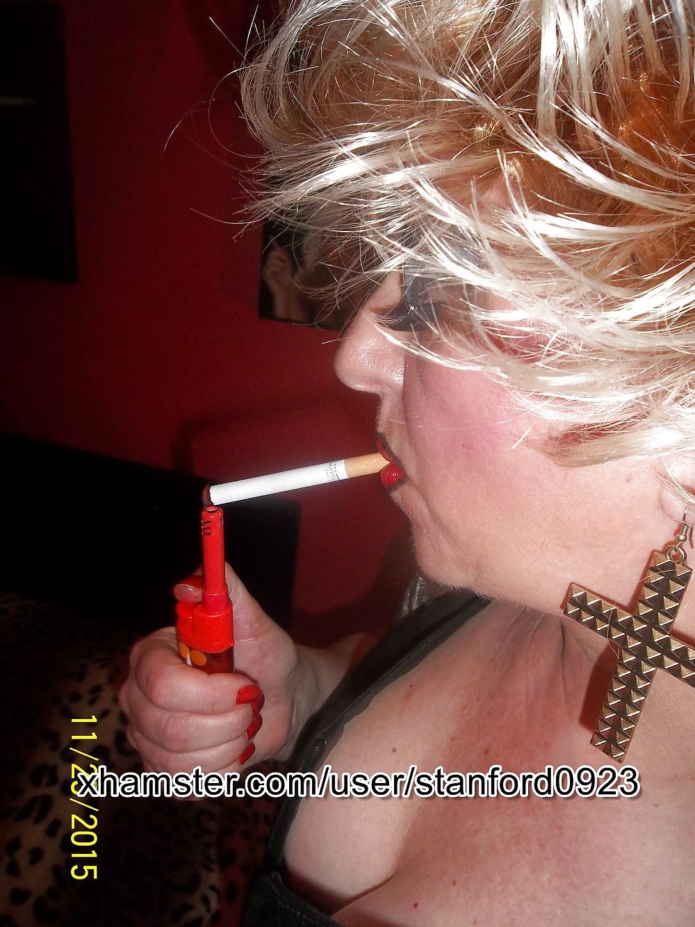 SLUT PIP SMOKING #18