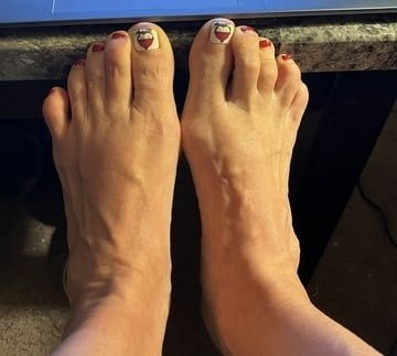 Feet