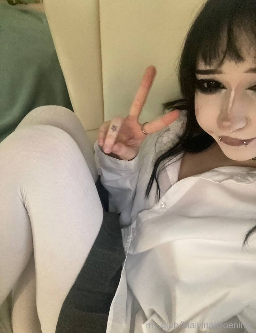 Free Molly Photos #45