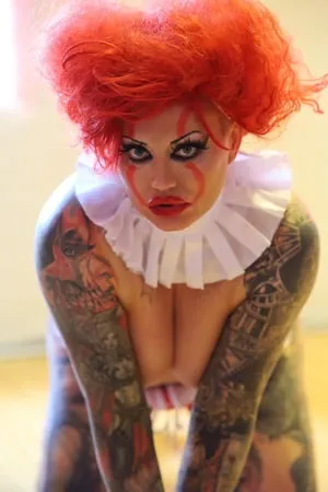 if pennywise was a whore         