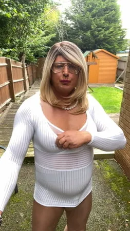 amateur crossdresser kellycd     sexy milf in pantyhose         