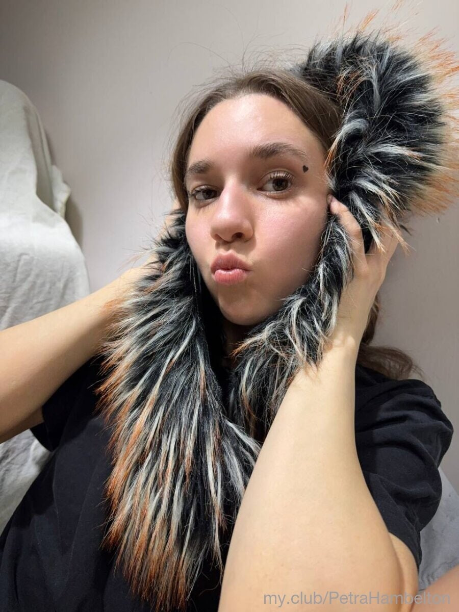 Agatha Free Photos #40