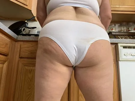 Sexy bbw kitchen slut         