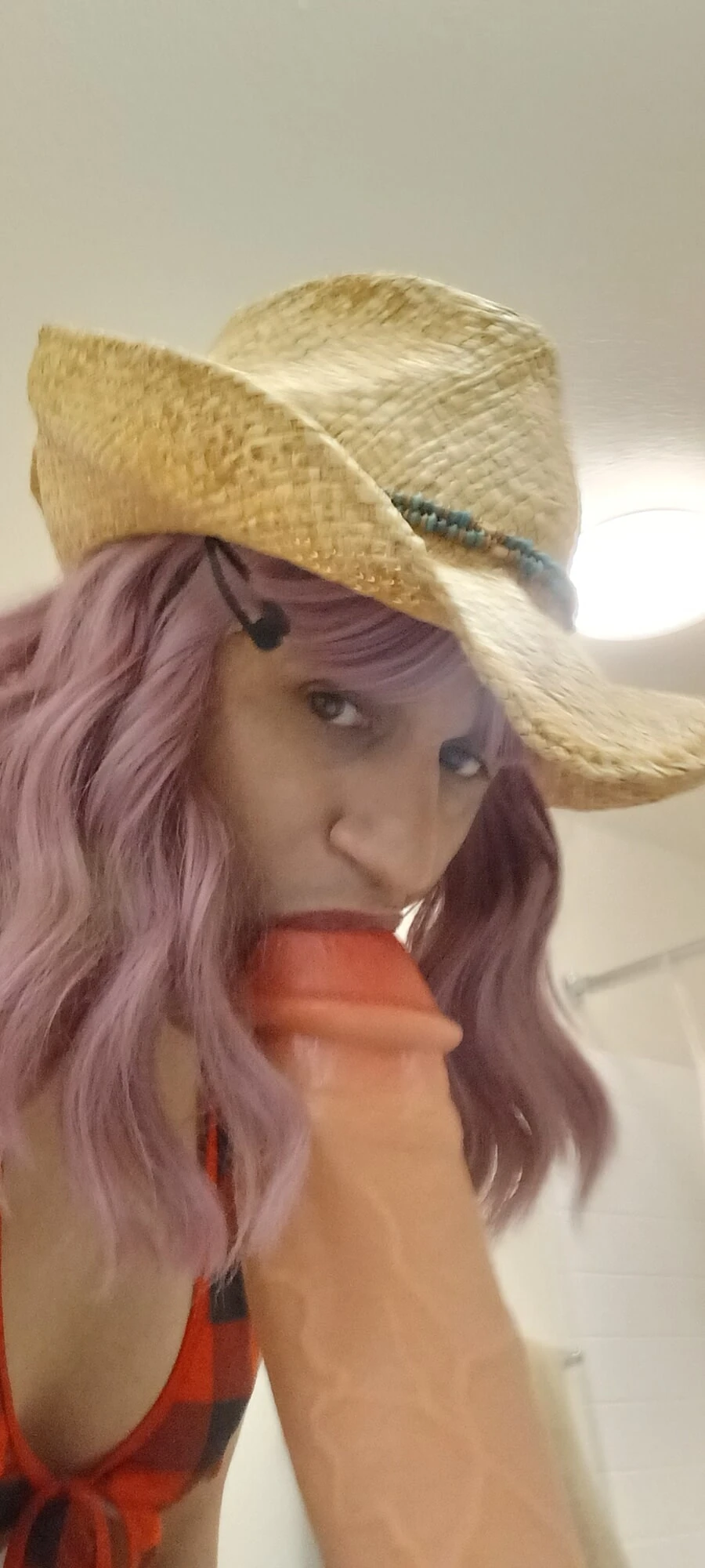 Hot me