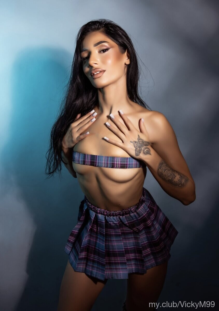 Free Vicky Photos #18