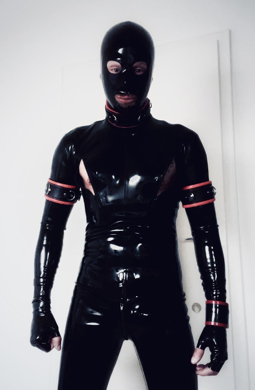 Rubberfister #4