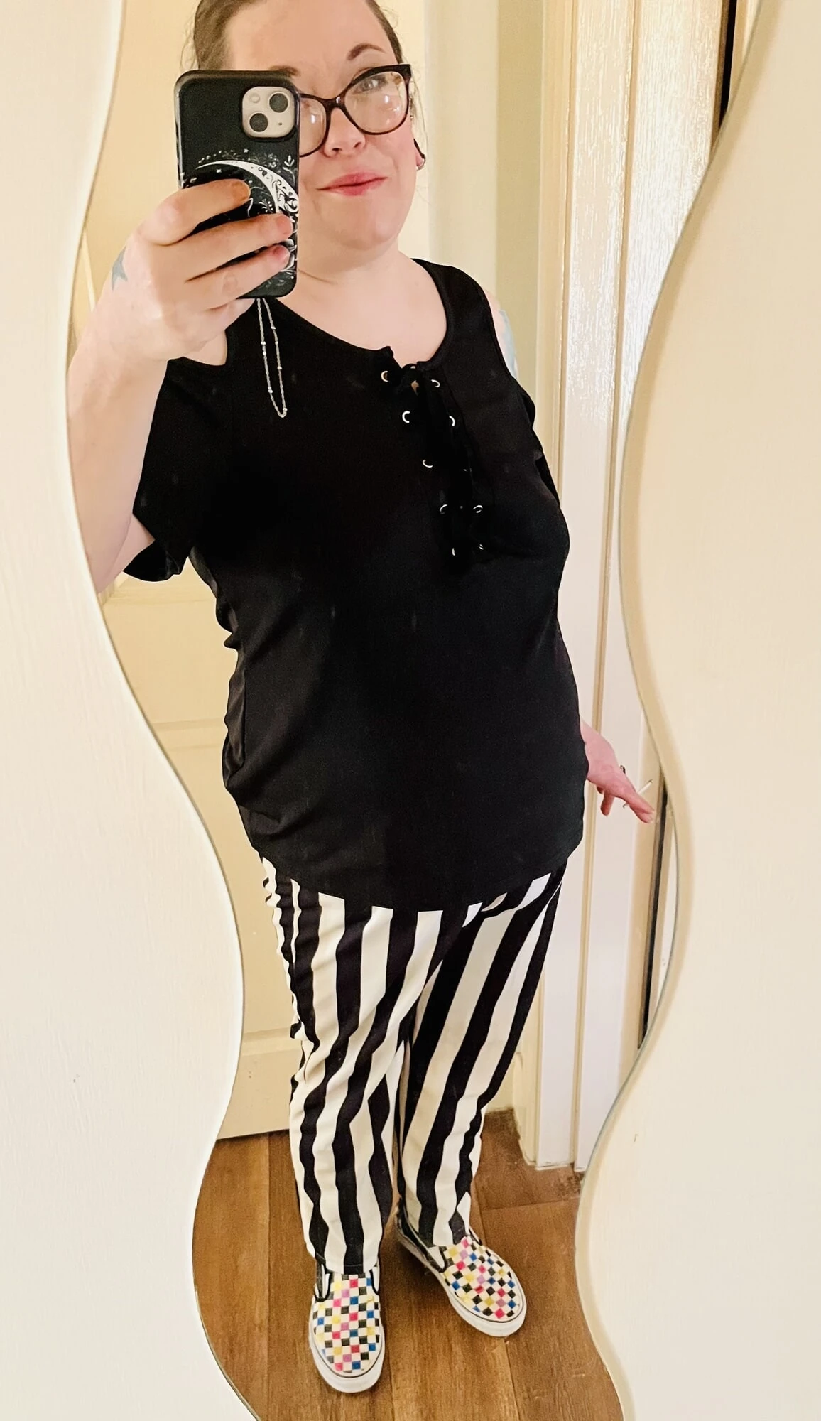NEW PHOTOS - Tina Snua Selfies #47 5