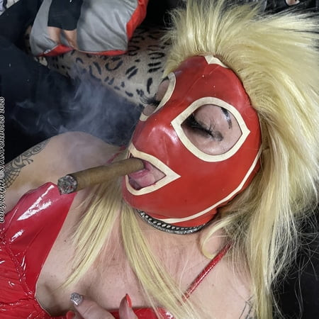 SLUT BEHIND THE MASK