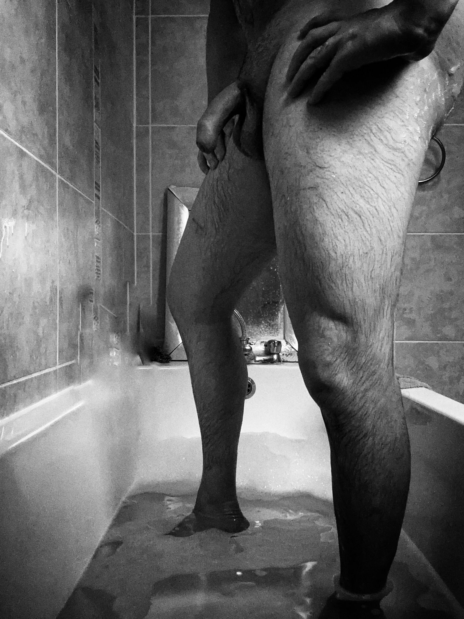 Chubby bear In the bath with my cock out